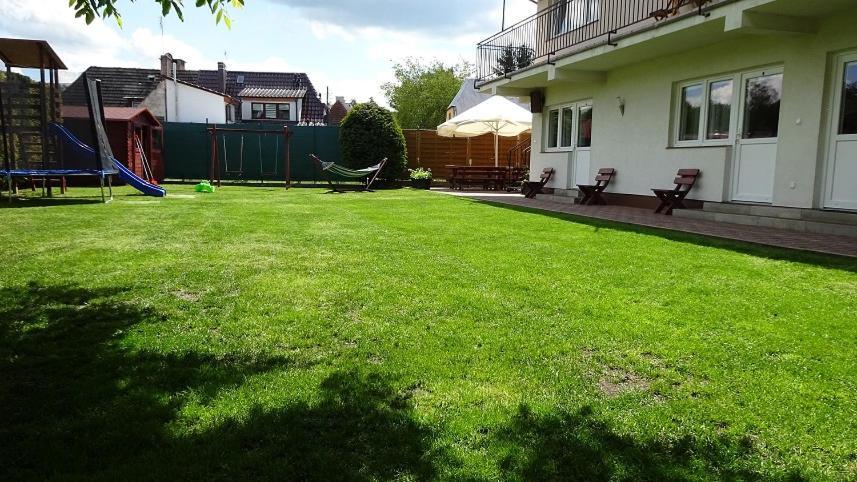 Apartamenty Gosciniec Re-Max Mrzeżyno Buitenkant foto