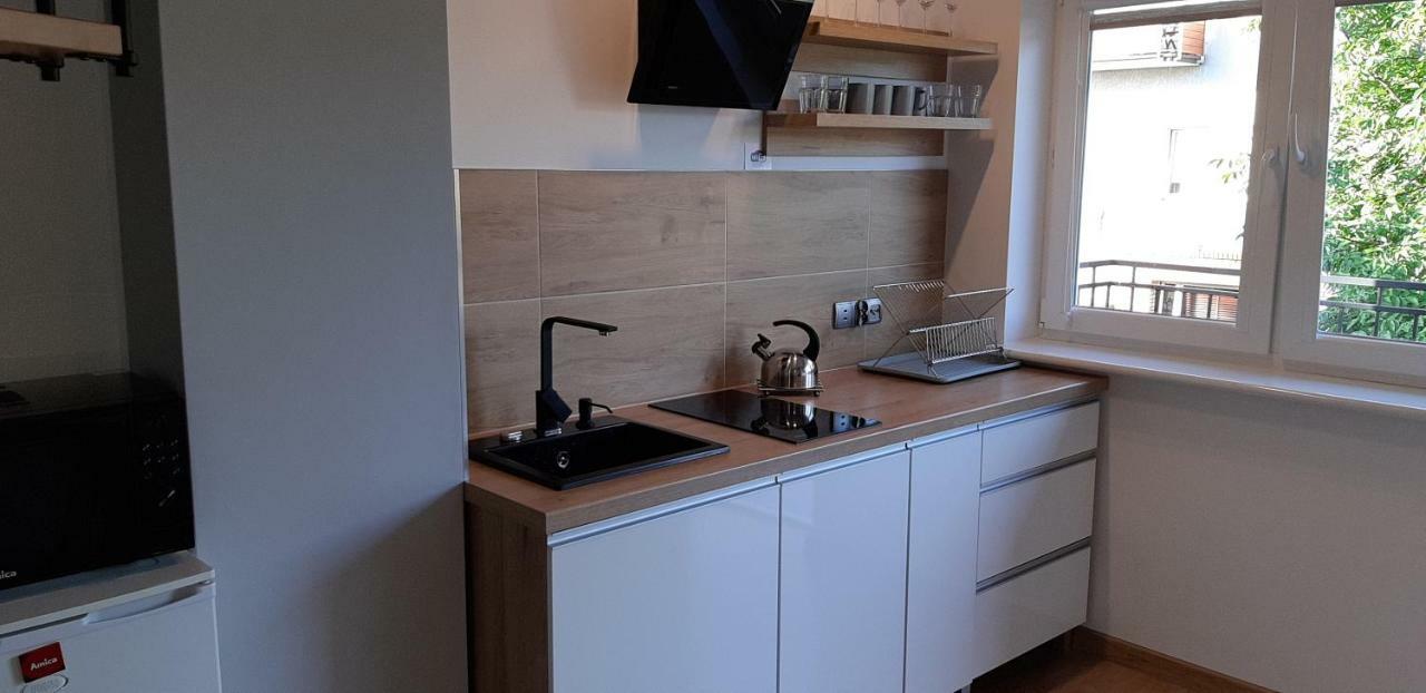Apartamenty Gosciniec Re-Max Mrzeżyno Buitenkant foto